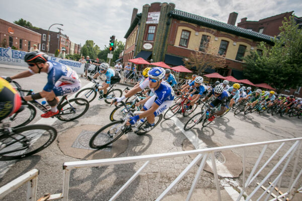 Gateway Cup peleton