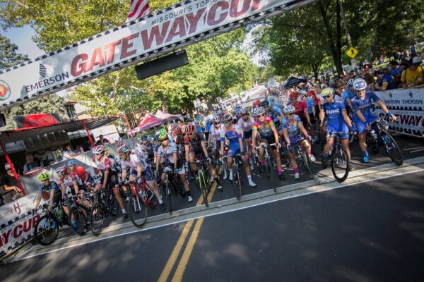 Gateway Cup start line