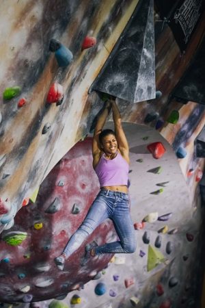 jason momoa rock climbing shoes