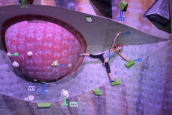 Julia de la Paz at So iLL Showdown