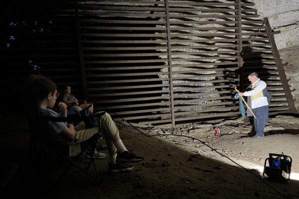 Telling Stories in Cliff Cave Park